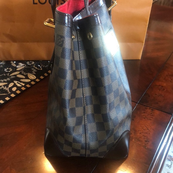 Louis Vuitton Damier Ebene Hampstead Bag - Picture 5 of 8